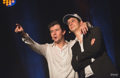 Photo du spectacle On N'Est Pas Là Pour Vendre Des Cravates !